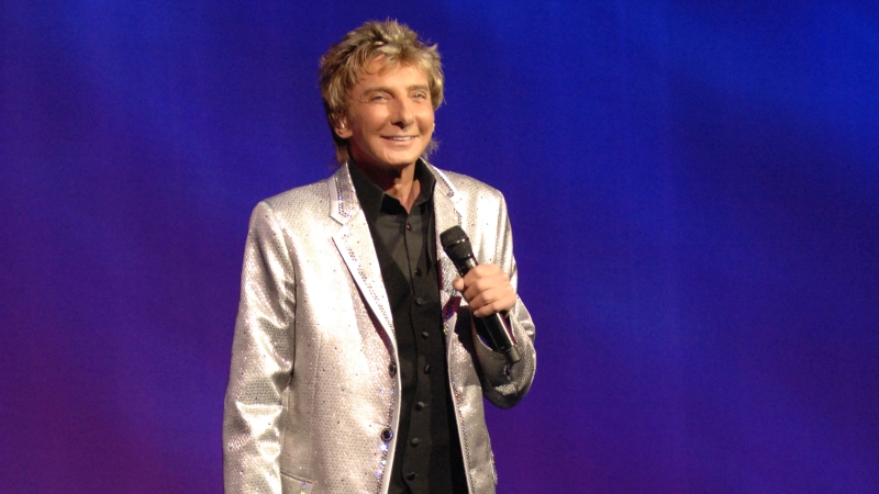 Barry Manilow - REMINDER: Platinum, Front Row, and BMIFC tickets are  available on Thursday (9/24) at 12 PM PT/8 PM GMT for: June 15 – MANCHESTER  – PHONES4U Arena Call Miss Vikki (